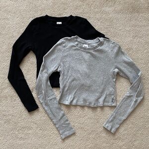 Aritzia TNA Cropped Long Sleeve Tee
